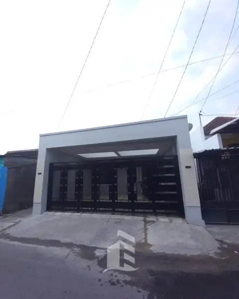 Proyek Renovasi Bangunan